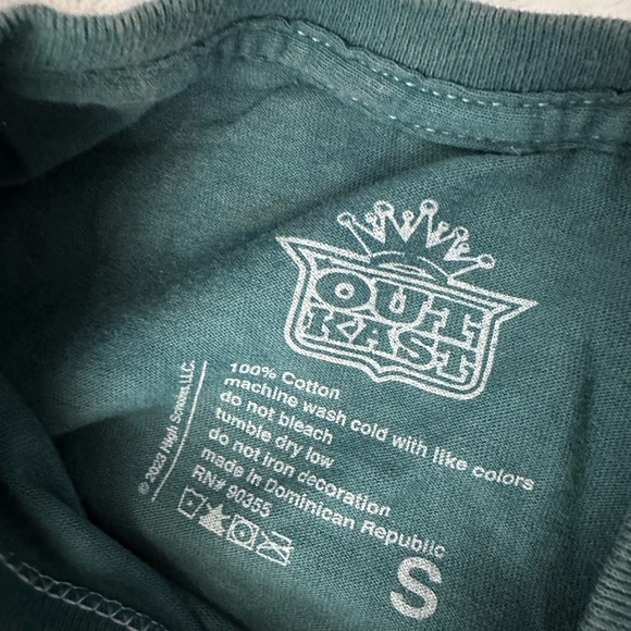 NWOT- OUTKAST Official Licensed Graphic Band Tee Shirt - Picture 3 of 6